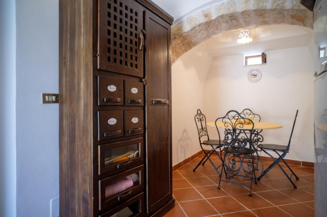 Trulli Brunone Apartment Castellana Grotte Exterior foto